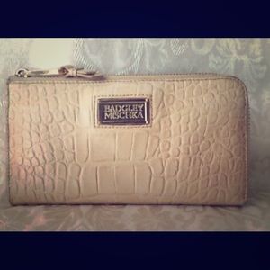 Badgley Mischka Crocodile leather wallet